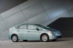 Toyota Prius Plug-In Hybrid 2012 года